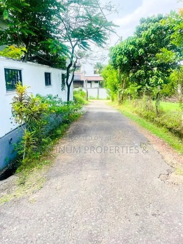14P Lands for Sale in Homagama Town