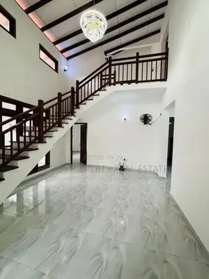 Luxury Modern House for Sale in Athurugiriya