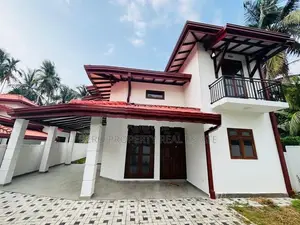 Luxury Modern House for Sale in Athurugiriya