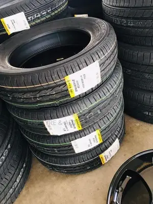 195 R15 Dunlop Tyre for Toyota KDH Van
