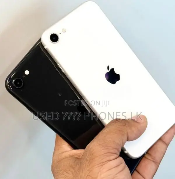 Apple iPhone SE 2 128GB [Black,White] (Used)