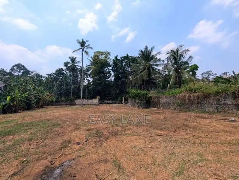 Land for Sale in Mirigama