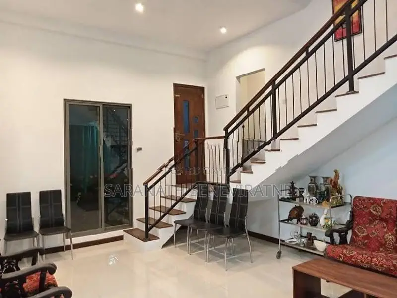 Modern Box Type Luxury House in Kottawa Siddamulla