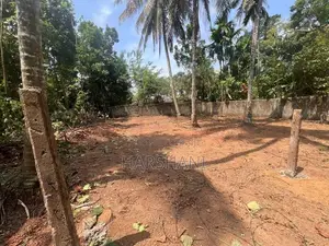 8.5P Superb Land - Walking Distance to Main Rd & Athurugiriya Town