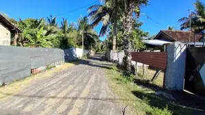 Hhl1138 - Land with Partial House for Sale in Karuvappankerny
