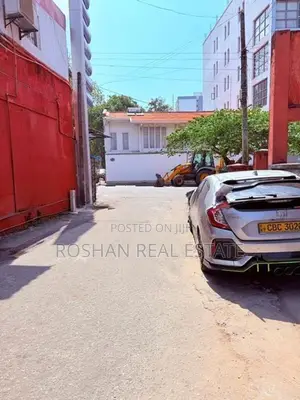 GROUND FLOOR OFFICE SPACE FOR RENT COLOMBO 5 IZ2327
