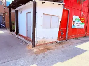 COMMERCIAL PROPERTY FOR RENT COLOMBO IZ2328