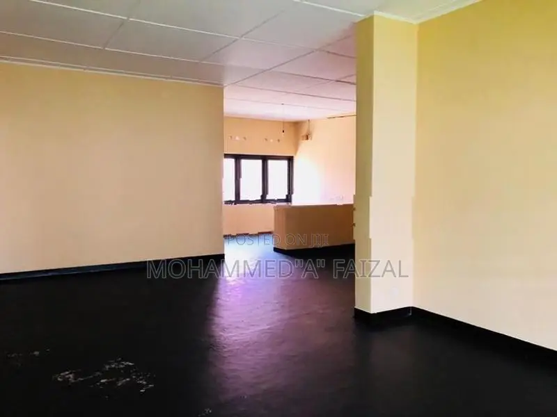 Warehouse For Rent in Ramakirishna Road Wellawatte Colombo.06