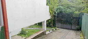 Kottawa, Unfurnished 2 Storey House for Rent (LEC273)