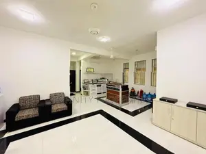 04 Story Building With 15 P Sale At Battramulla