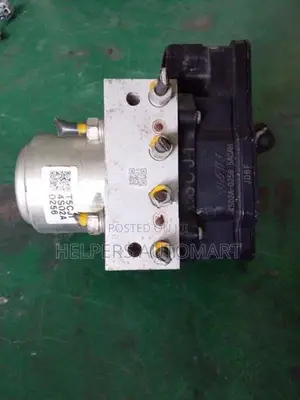 Honda Fit GP5 ABS Unit