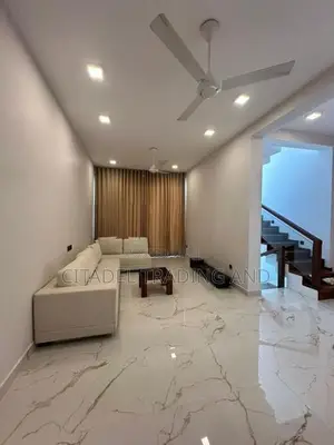 Modern Luxury House For Rent In Dehiwala - CH1699