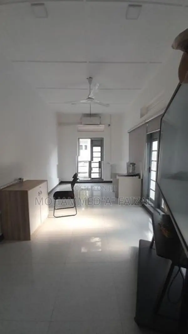 Office Place for Rent in Jawattha Road Colombo.07