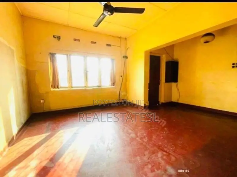 Prime 5,000 Sqft Multipurpose Commercial Building for rent at Colombo 