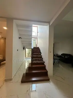Modern Luxury House For Rent In Dehiwala - CH1699