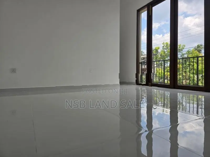 Brand New Super Luxury House for Sale Kottawa