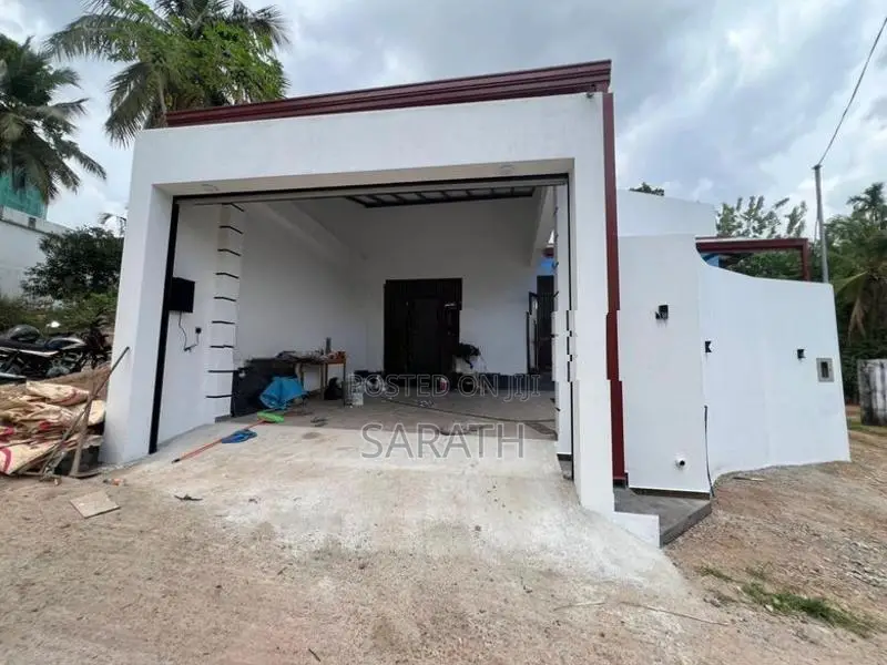 Brand New House For Sale Battareamulla