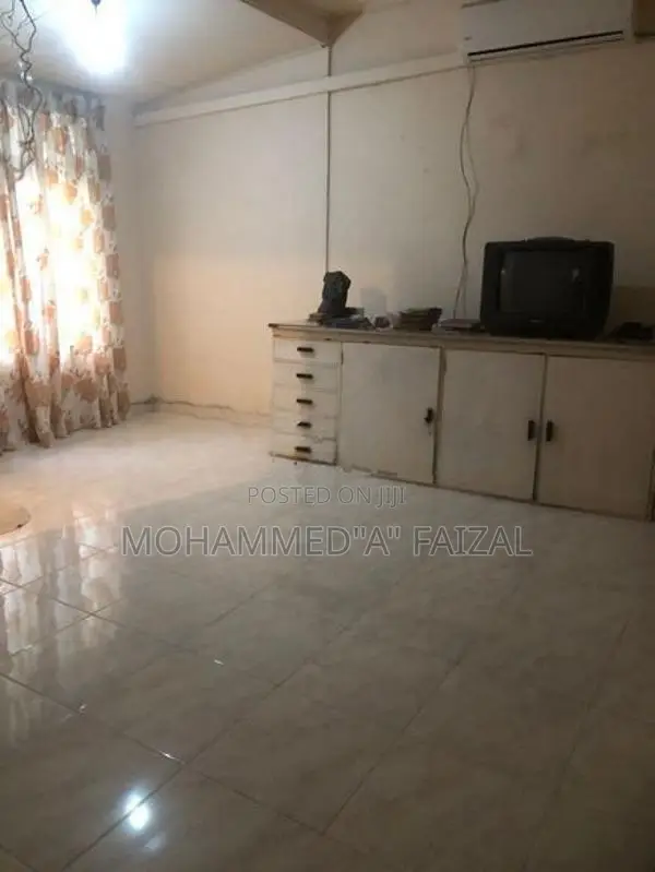 Office Place for Rent in Ramakirishna Road Wellawatte Colombo.06