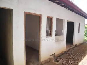 Polgasovita Half-Completed House for Sale