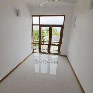 7 P with Luxury House Sale Battaramulla