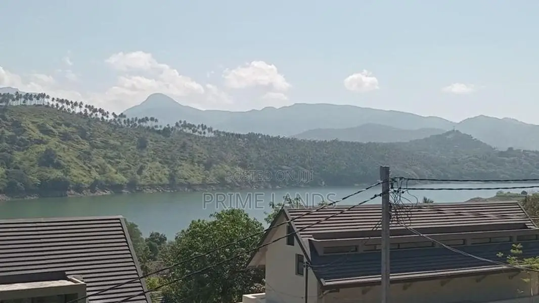 Kandy Victoria Reservoirs luxury Holiday villas