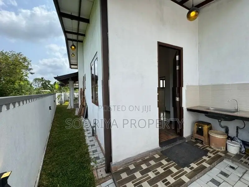 Spacious Brand New House for Sale Piliyandala