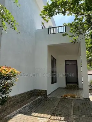Modern Luxury 2 Storied House From Homagama Kiriwaththuduwa