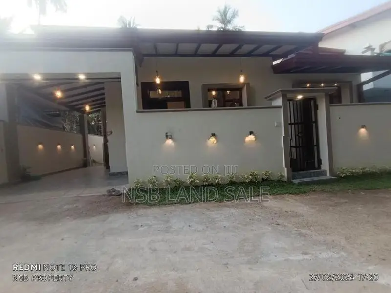 Brand New Single Storey 03 Bedroom House for Diygama