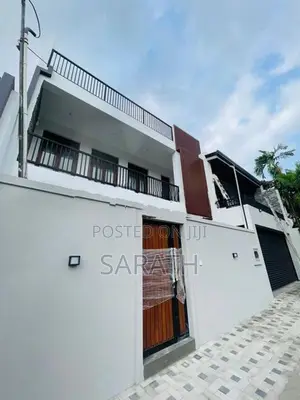 Luxury Two Storied House In Talawatugoda