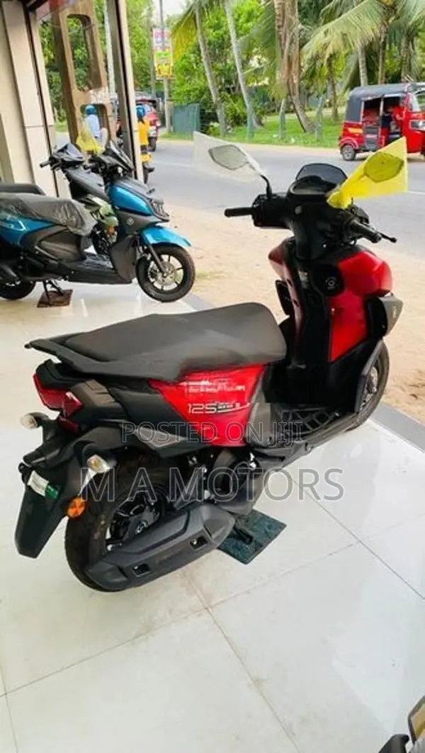 Yamaha RayZR hybrid 2026