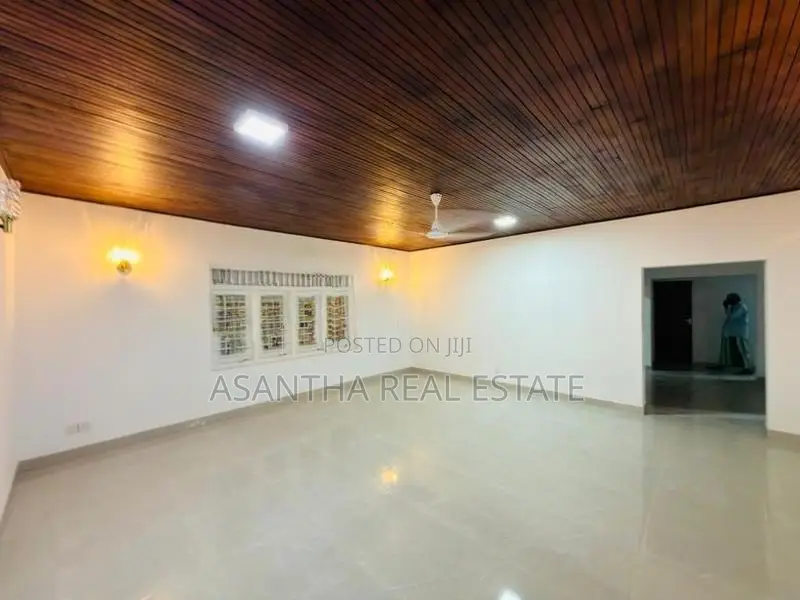 (AFA43) Single Storey House with 10P Sale Katubedda Moratuwa