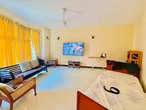 Prestigious Residence in Colombo 07 – Elegant Family Home for Sale