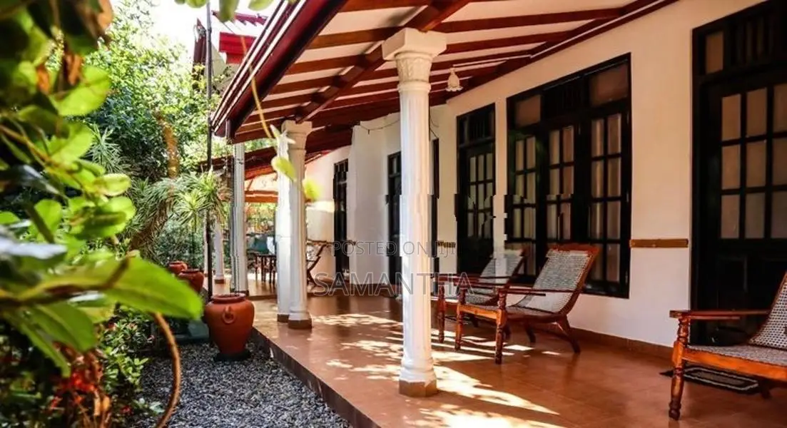 Katharagama Holiday Room for Rent