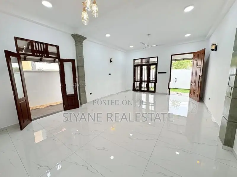Brand New Luxury Three-Storey House for Sale – Malabe