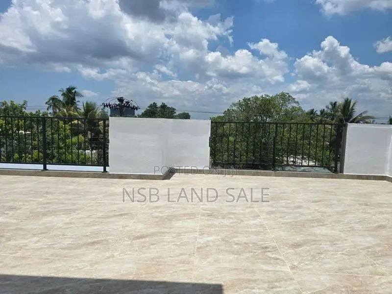 Brand New Super Luxury House for Sale in Kottawa Makubhura