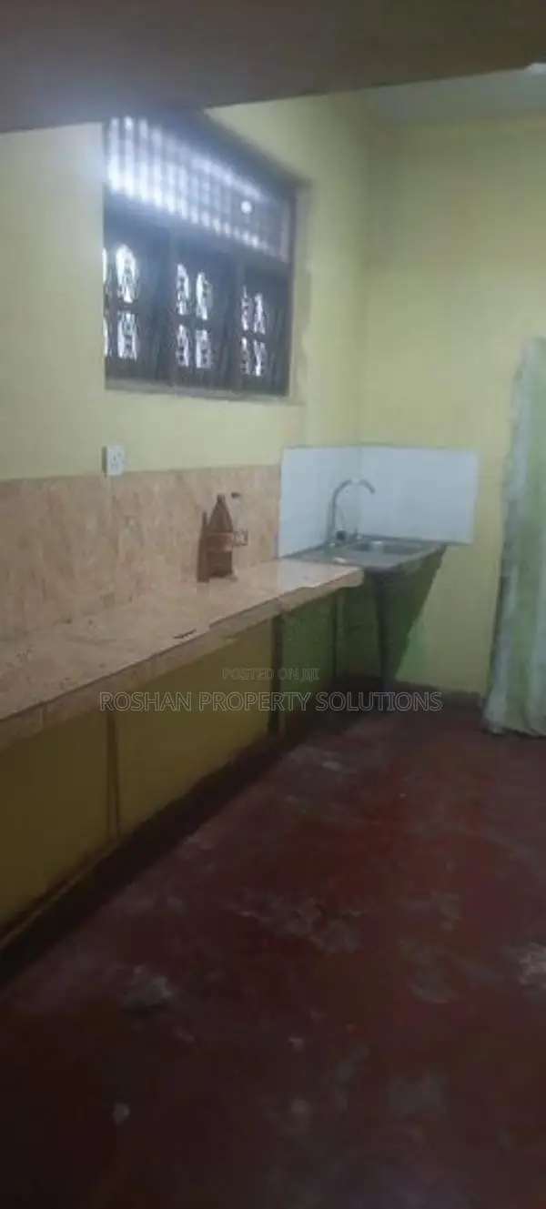 Ground floor house for rent in Rathmalana