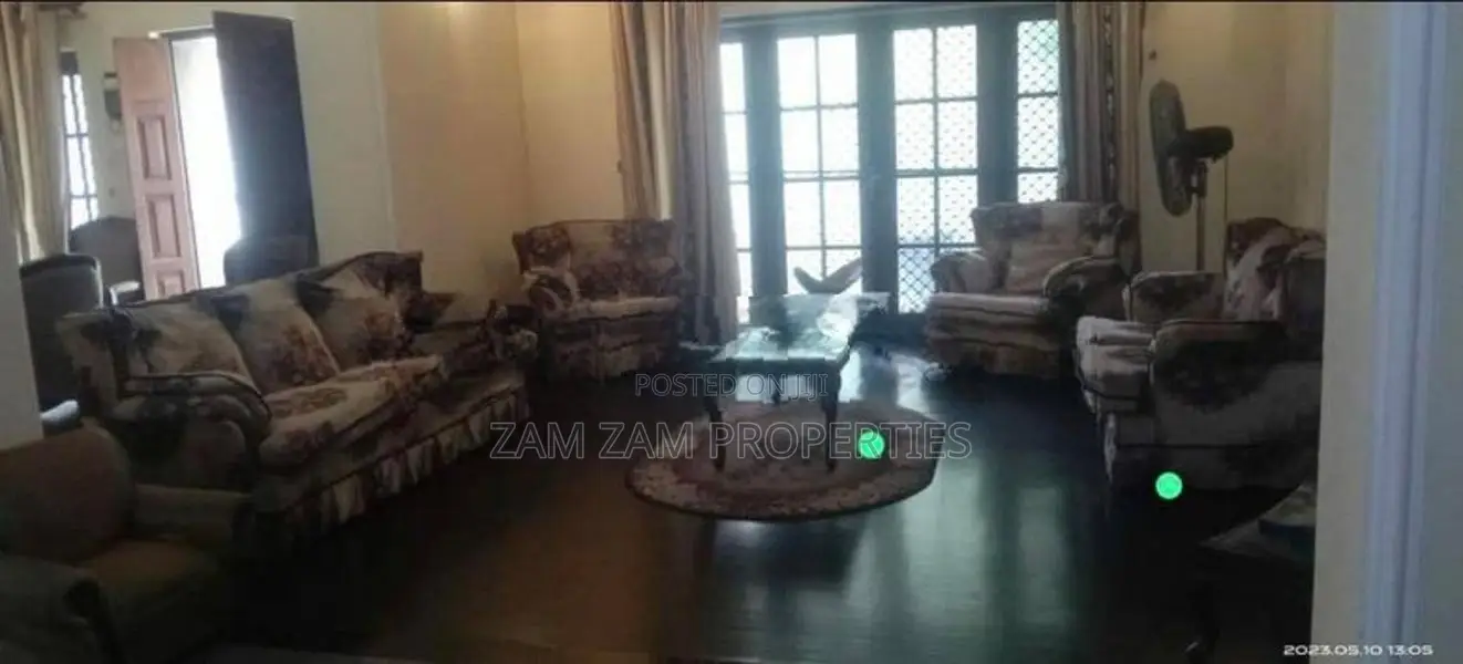 House For Sale In Schofield Place Colombo 03