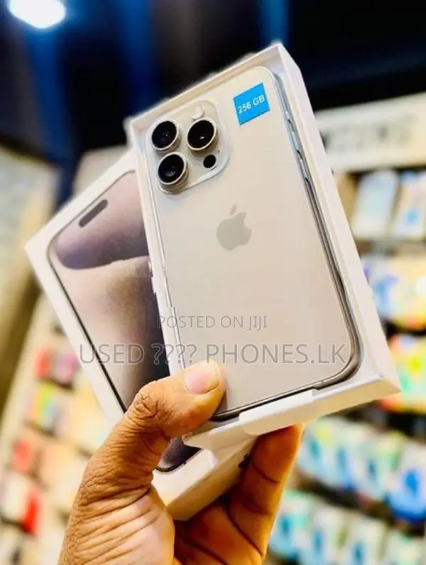Apple iPhone 15 Pro Max Natural | 256GB (Used)