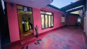 single House for sale in Wellawatta