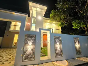 පිලියන්දල ටවුමෙන් සුකෝපබෝගී අලුත්ම තෙමහල් නිවසක් විකිනීමට