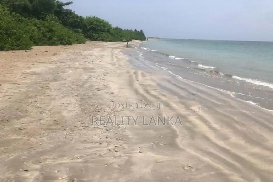 Beach Land for Sale (BLF75) Pasikudah