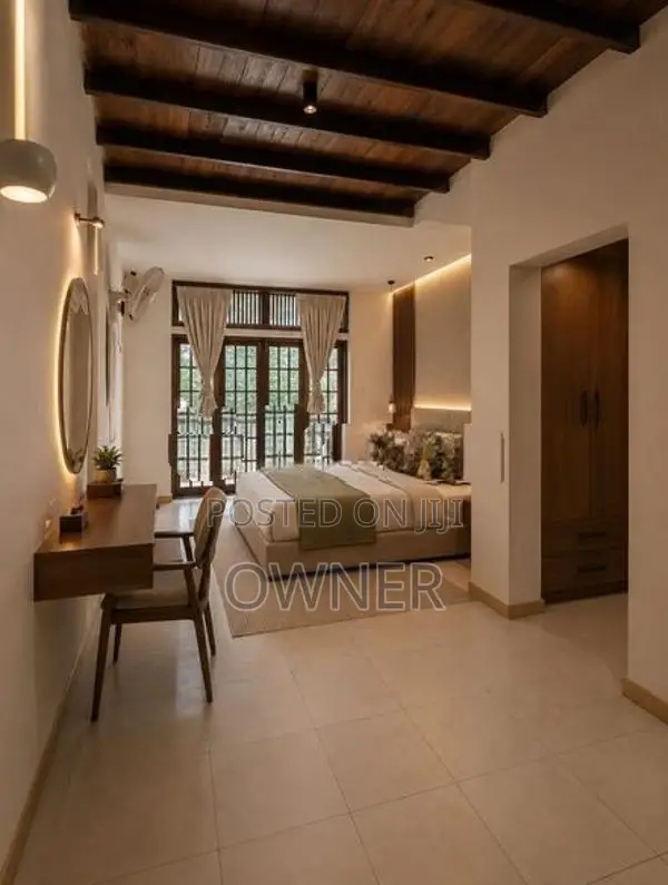 Fully Furnished Lakefront Luxury Villa House - 500m to High Level Road