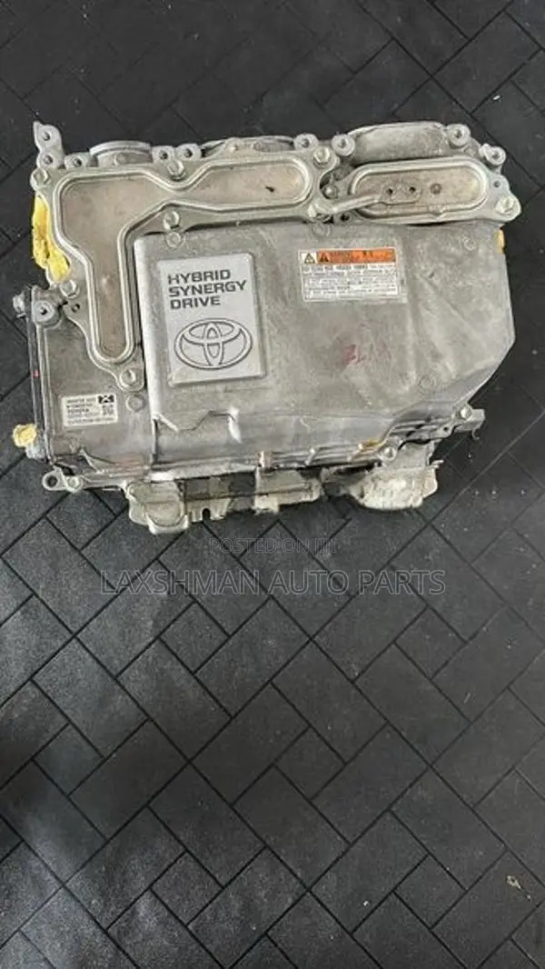 Toyota Vitz KSP 130 Hybrid Inverter