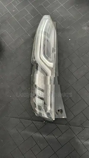 Honda N-BOX Custom Left Tail Light Set