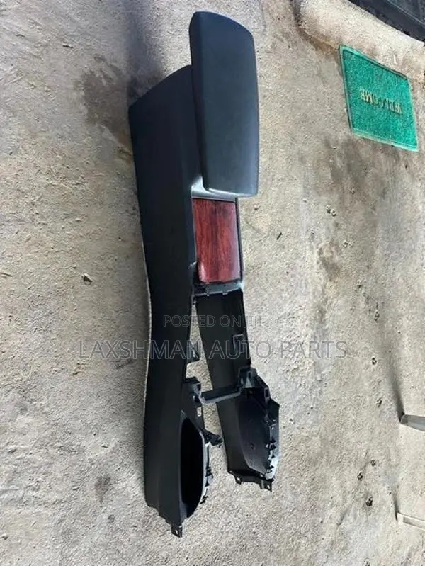 Toyota Allion Consol Box