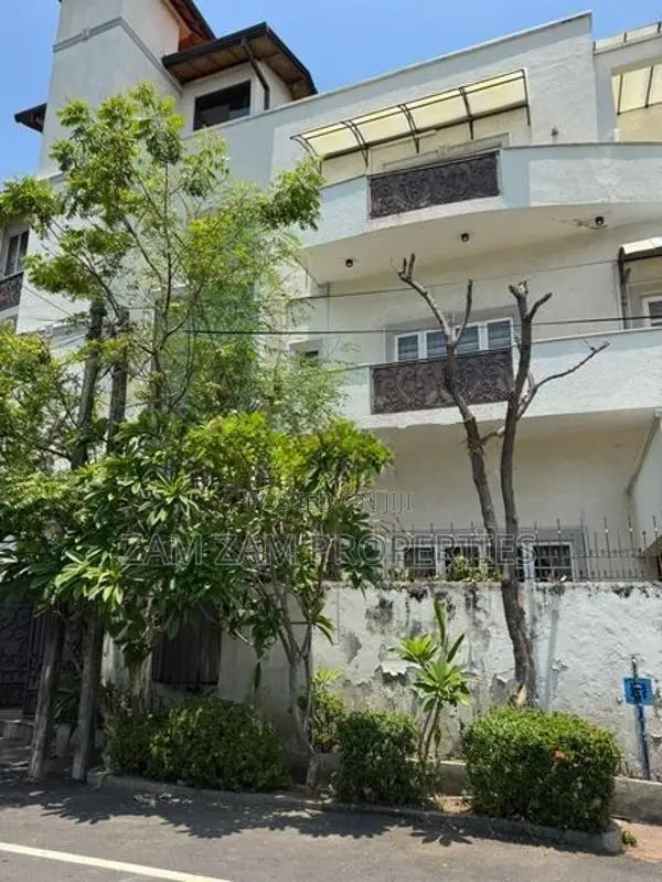 Luxury Hotel For Rent in Colombo 5