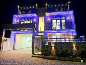 Brand New Mordern 3 Storied House in Kahatuduwa