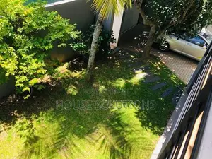 Luxury House for sale in Katubedda