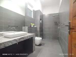 Super Luxury House for Sale in Thalawathugoda
