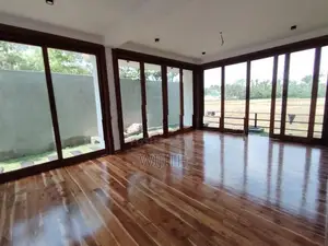 BRAND NEW THREE STOREY HOUSE FOR SALE IN POLGASOWITA